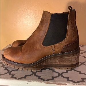 Bull Bozer Dana Wedge Ankle Boots